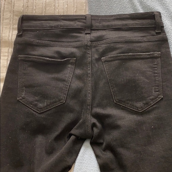 Black, slightly ripped jeans. - Picture 4 of 4